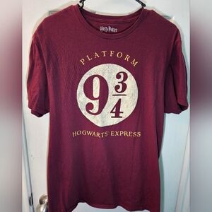 Warner Bros. Maroon Hogwarts Express Tee